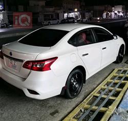 نیسان سێنترا